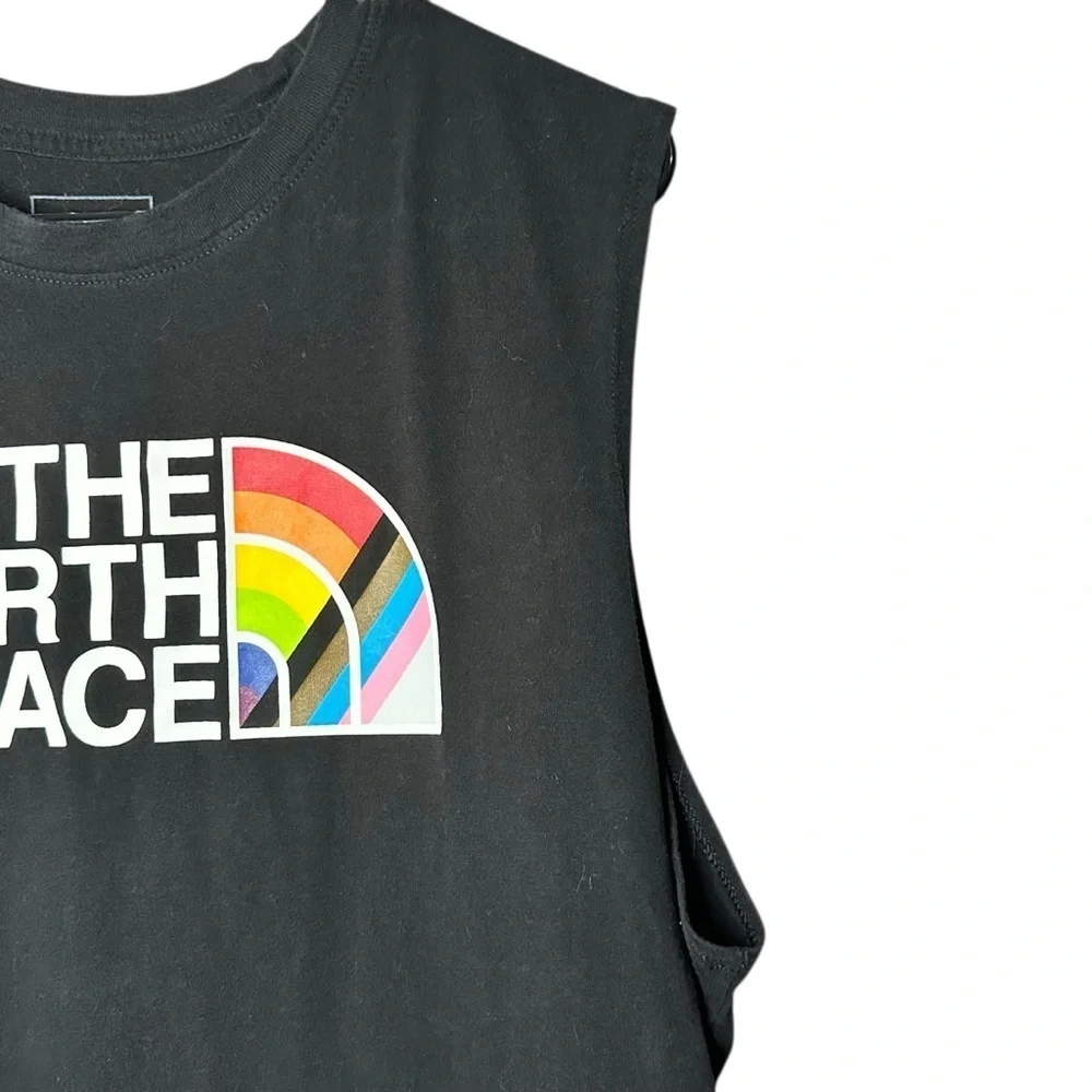 The North Face Black Sleeveless Mens Shirt Size Large